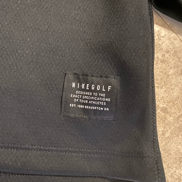 Nike Golf ⛳️ 1/4 Zip Pullover - Picture 6 of 8